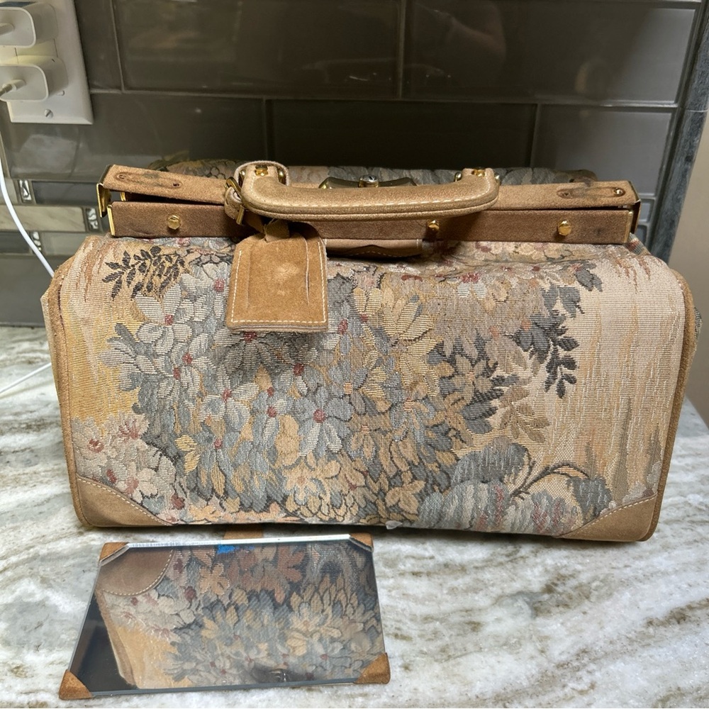 Vtg FRENCH Luggage Rose Floral Tapestry  Cosmetic Train Case Bag boho retro Y2K